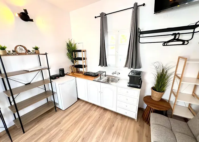 Aeolian Blu 11 Apartment