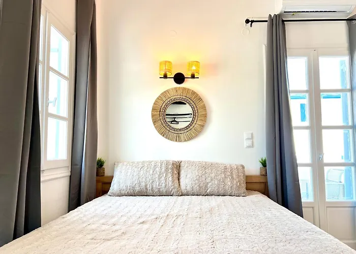 Aeolian Blu 11 Apartment