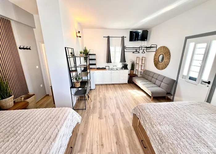 Apartment Aeolian Blu 11 *